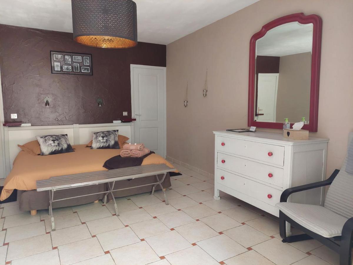 Mas Des Cigognes Bed & Breakfast Le Thor Exterior photo